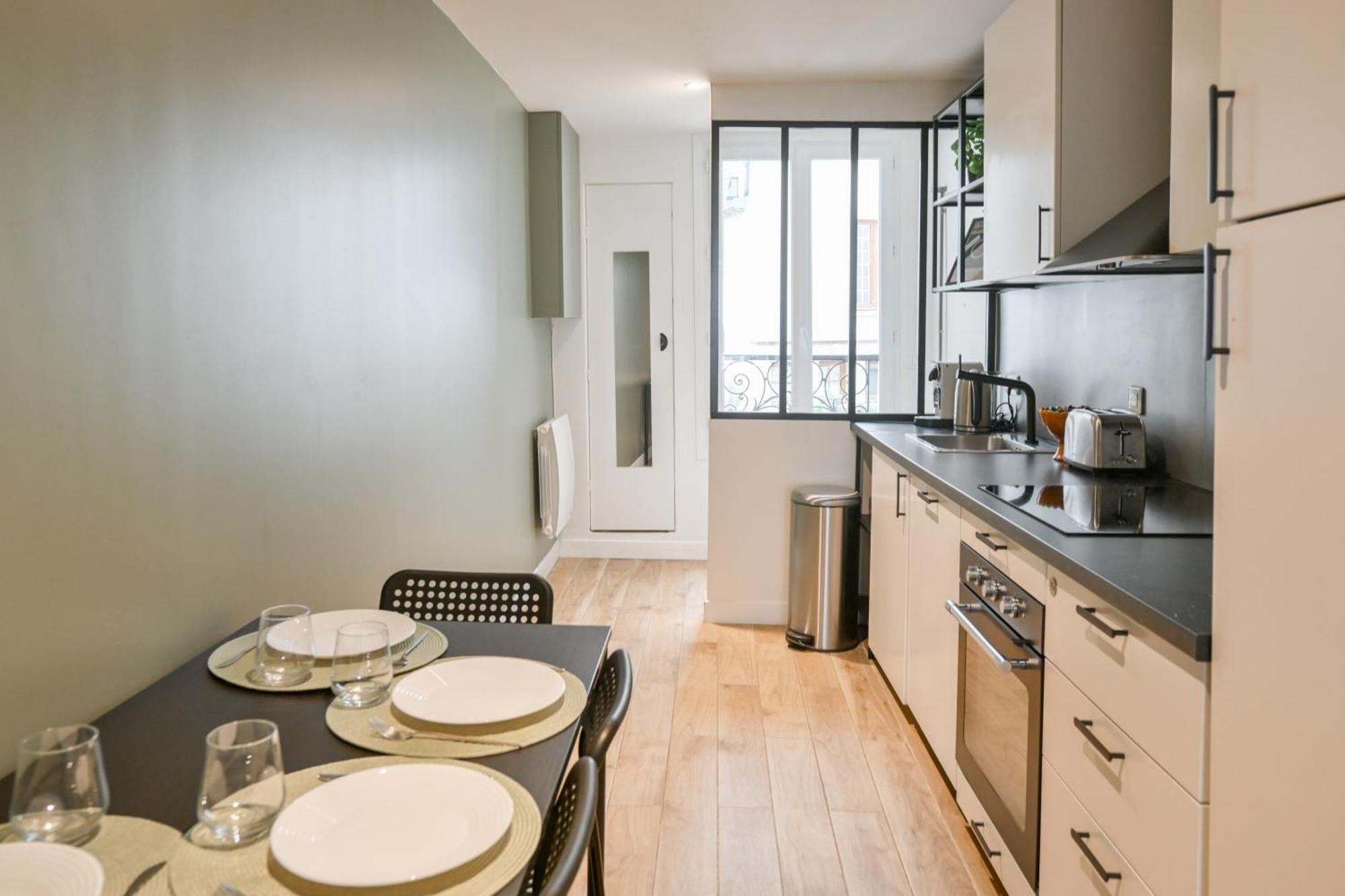 Apartment Charming 1 Bed 4ppl Near The Center Paris